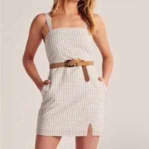 3 items for 20 make a bundle! Beautiful Abercrombie and Fitch dress